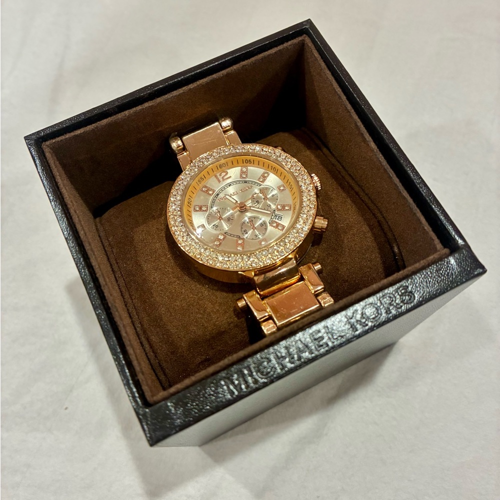 Michael Kors Women's Watch in Rose Gold Stainless Steel with Crystal Accents